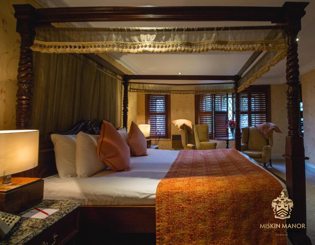 Miskin Manor Hotel Hensol Eksteriør billede